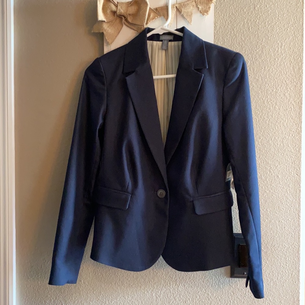 Women’s Suit Jacket -